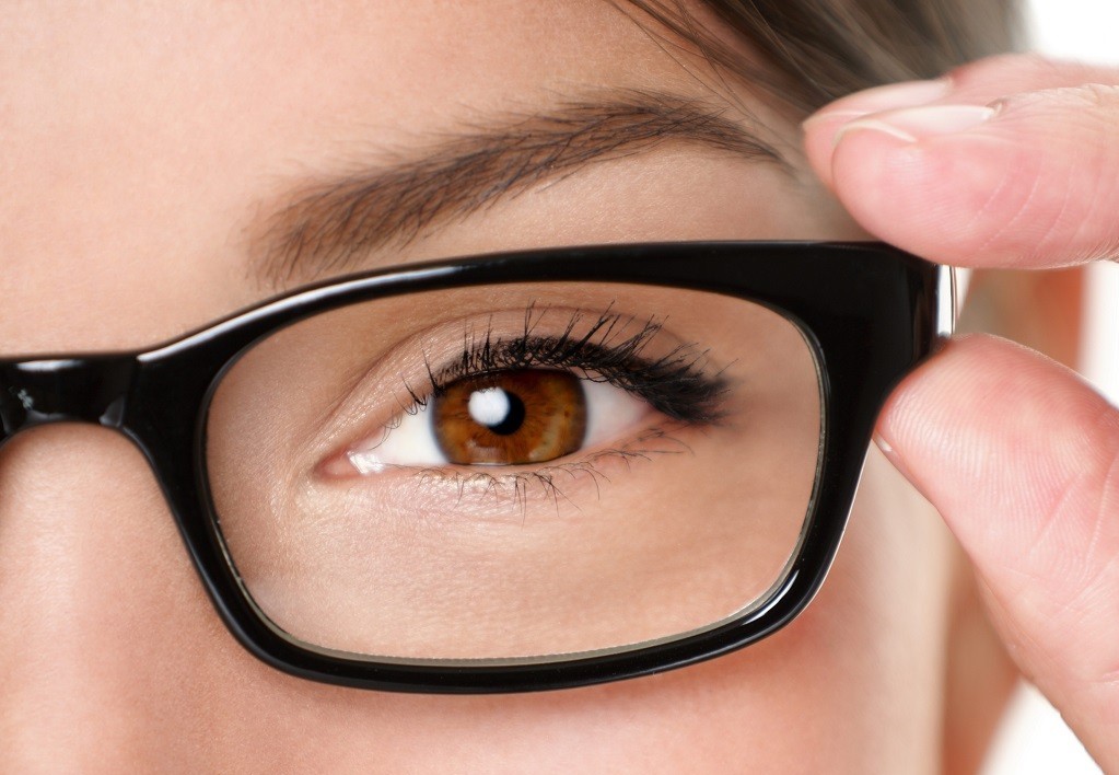 Как улучшить зрение за 3 месяца самостоятельно: простой способ