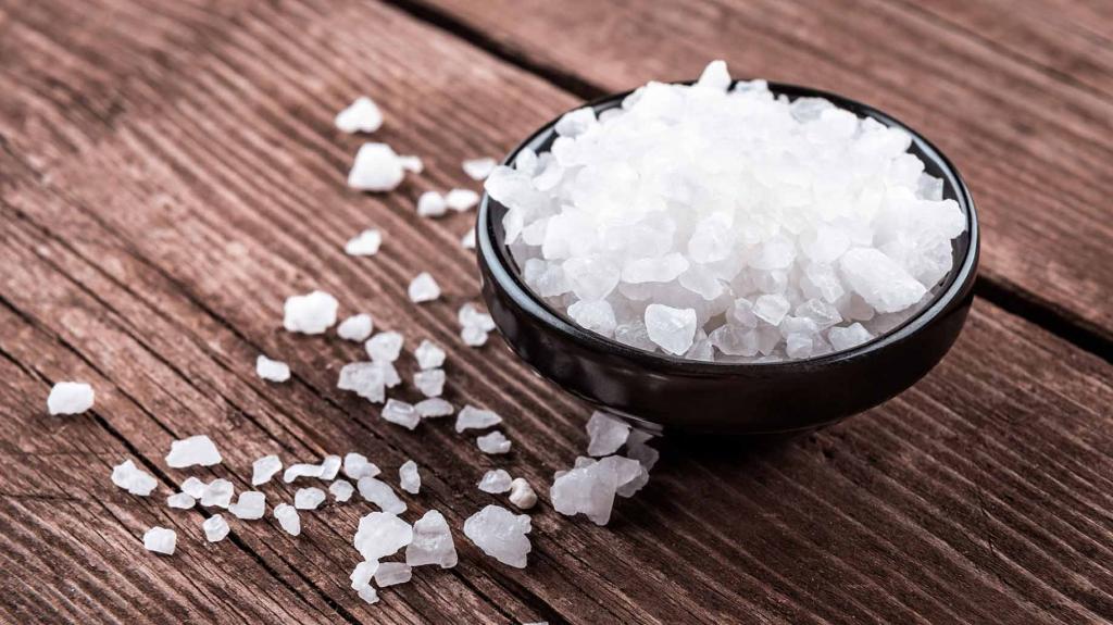 Соль и лед вместо таблеток: 7 натуральных домашних обезболивающих