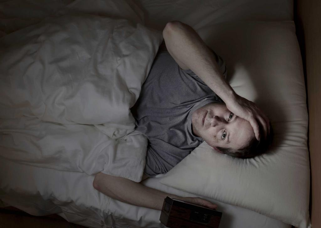 Феномен вздрагивания перед сном: объяснения экспертов