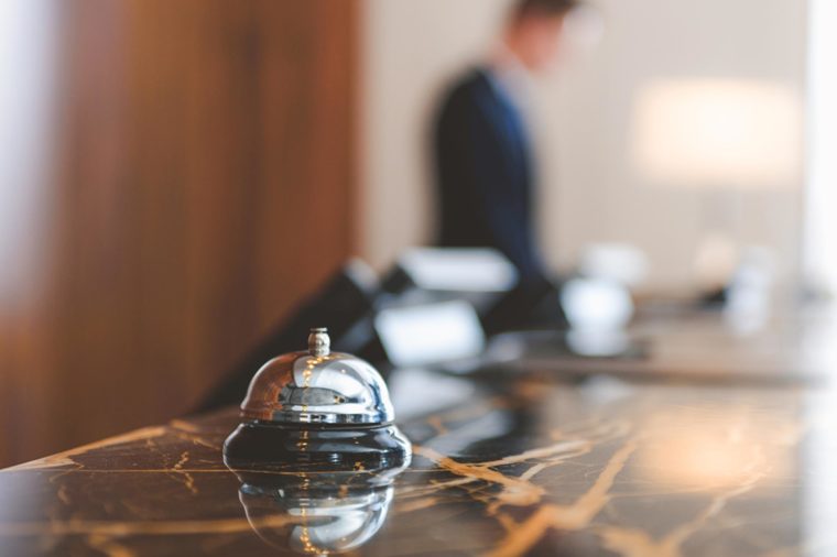 Секреты, которые помогут сэкономить при бронировании отеля и не поддаться на уловки менеджеров