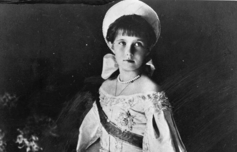 Анастасия Романова: дочь последнего русского царя, которая стала самой таинственной исторической фигурой