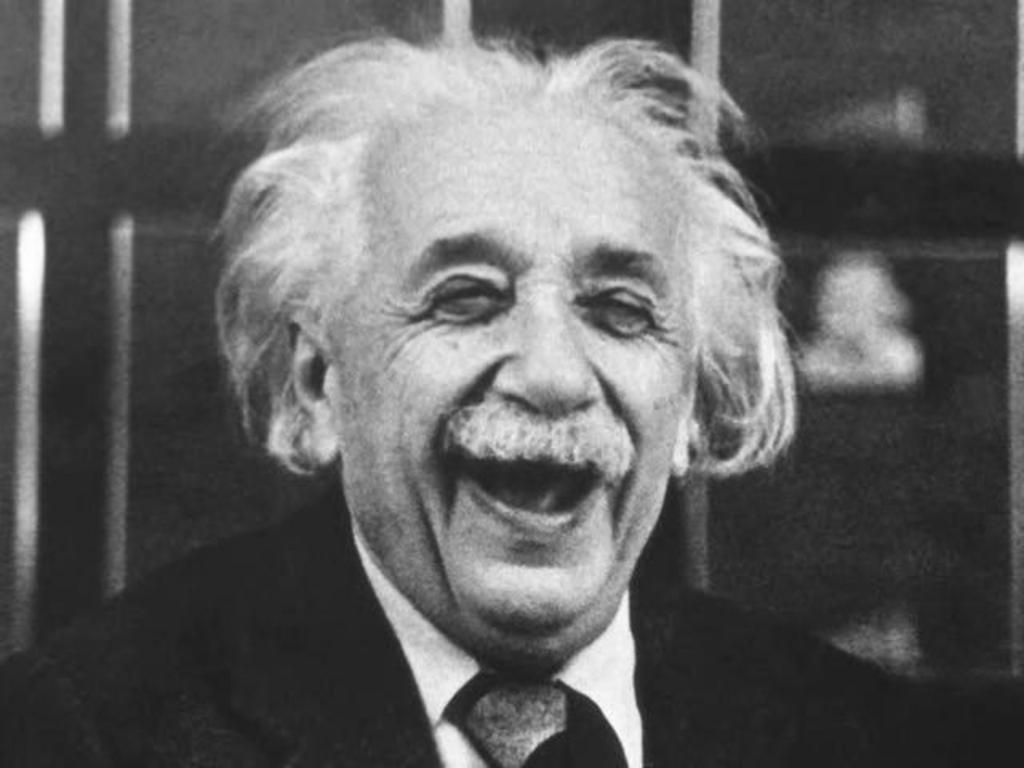 Мозг Эйнштейна украли во имя науки: патологоанатом хотел выяснить истоки гениальности ученого