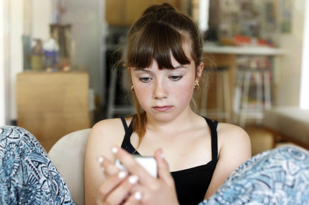 Результаты исследований: социальные сети более вредны для психического здоровья девочек, нежели мальчиков