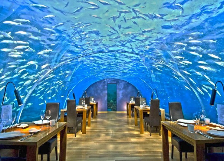 Скай-бар и ужин в пещере: 10 самых необычных ресторанов со всего света