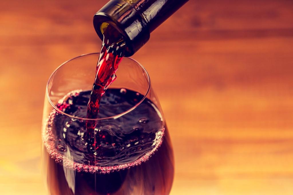 Кардионагрузки, темный шоколад и даже немного вина: натуральные способы помогут снизить кровяное давление