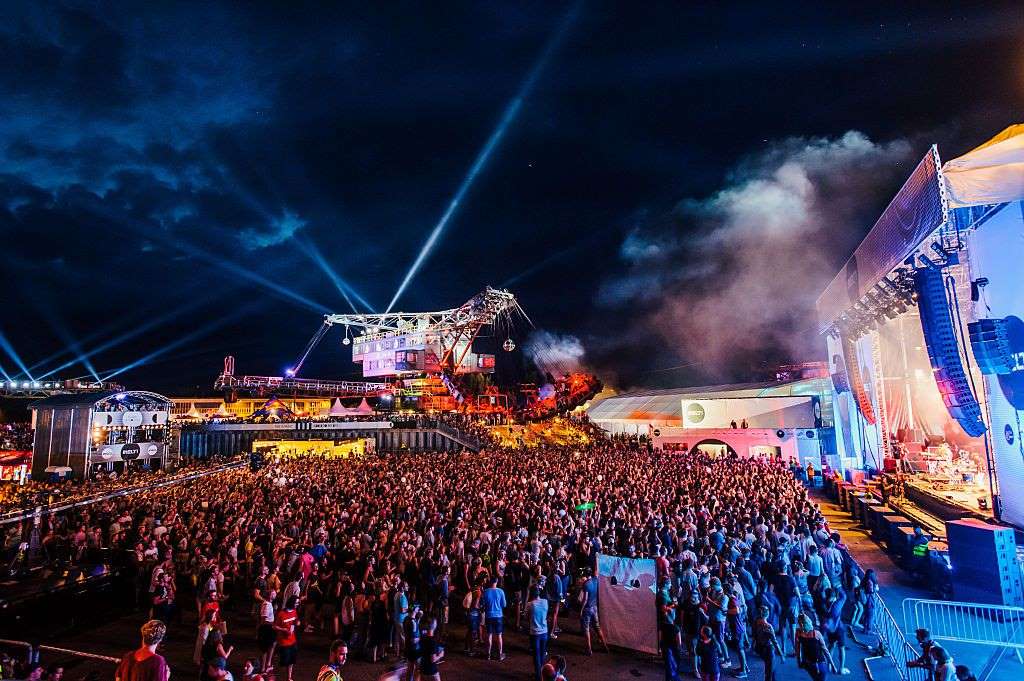 10 лучших фестивалей по всему миру в 2019-м: от пляжной дискотеки до шествия гурманов