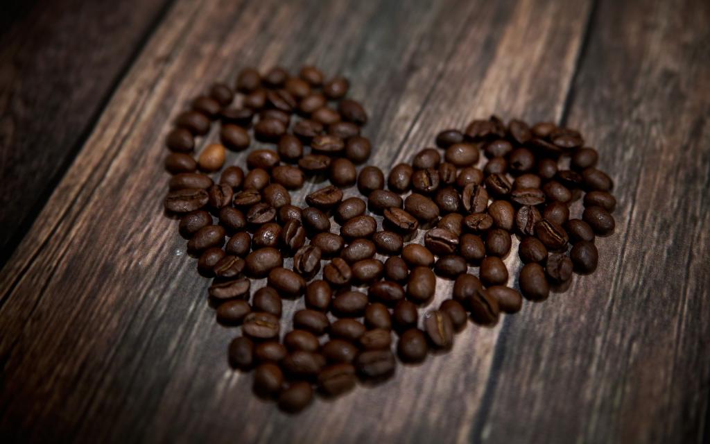 Кофейные зерна как еда – отличный источник антиоксидантов. Как много можно есть, и что стоит учесть при употреблении