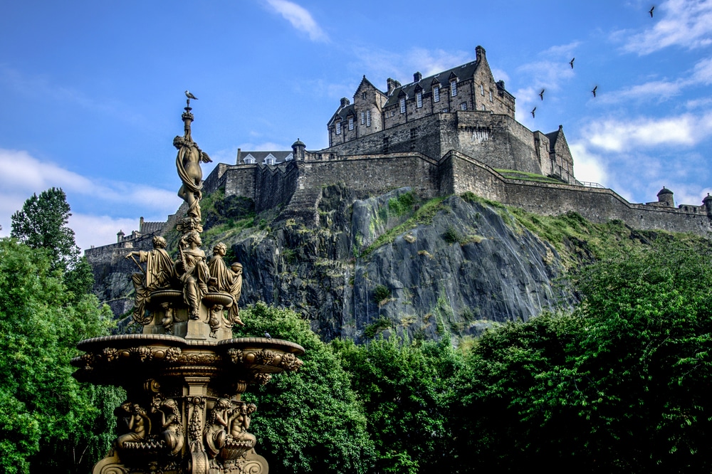 Почему стоит посетить Эдинбург: путеводитель по самым увлекательным местам