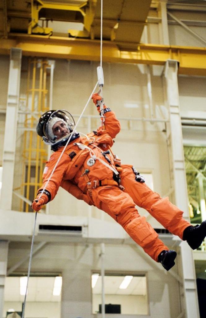 Вся правда о работе и жизни космонавтов: откровения 63-летнего астронавта