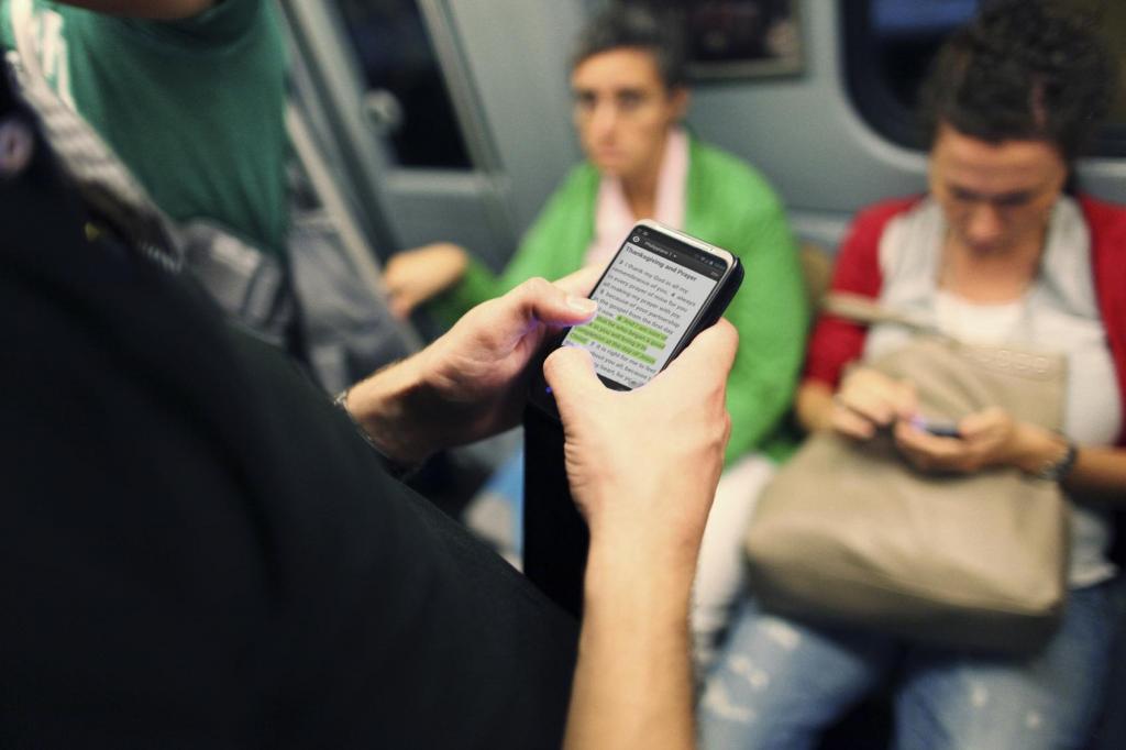 Смартфоны повышают риск хищения личных данных: способы обезопасить себя и свой гаджет