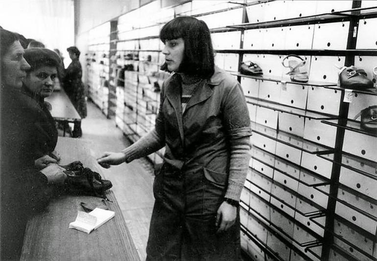 В погоне за мечтой: вспоминаем магазины Советского Союза. Фото