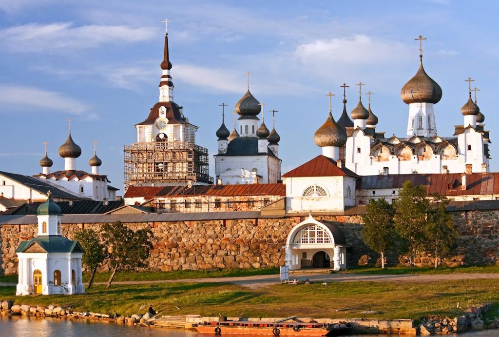 7 церквей бывшего СССР, которые были десакрализированы и перепрофилированы: как сложилась судьба религиозных святынь