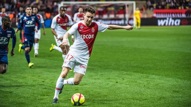 Полузащитник Александр Головин, заключивший контракт с футбольным клубом в Монако, поделился впечатлениями о спорте и жизни