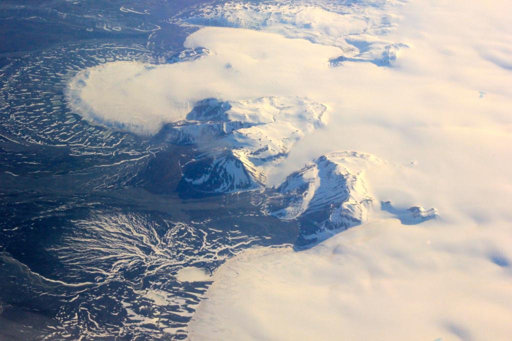 Горы в тропиках спровоцировали ледниковые периоды Земли: новое исследование