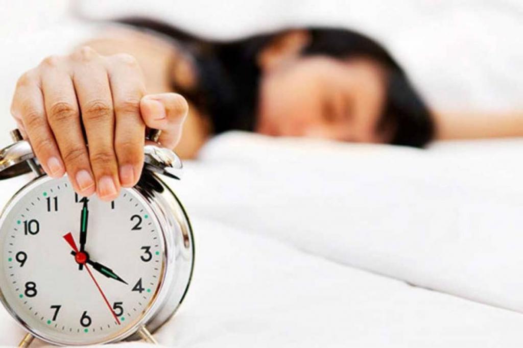 Отсутствие здорового сна вызывает чувство одиночества и не только: мнение ученых