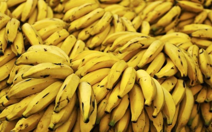Бананы обрабатывают