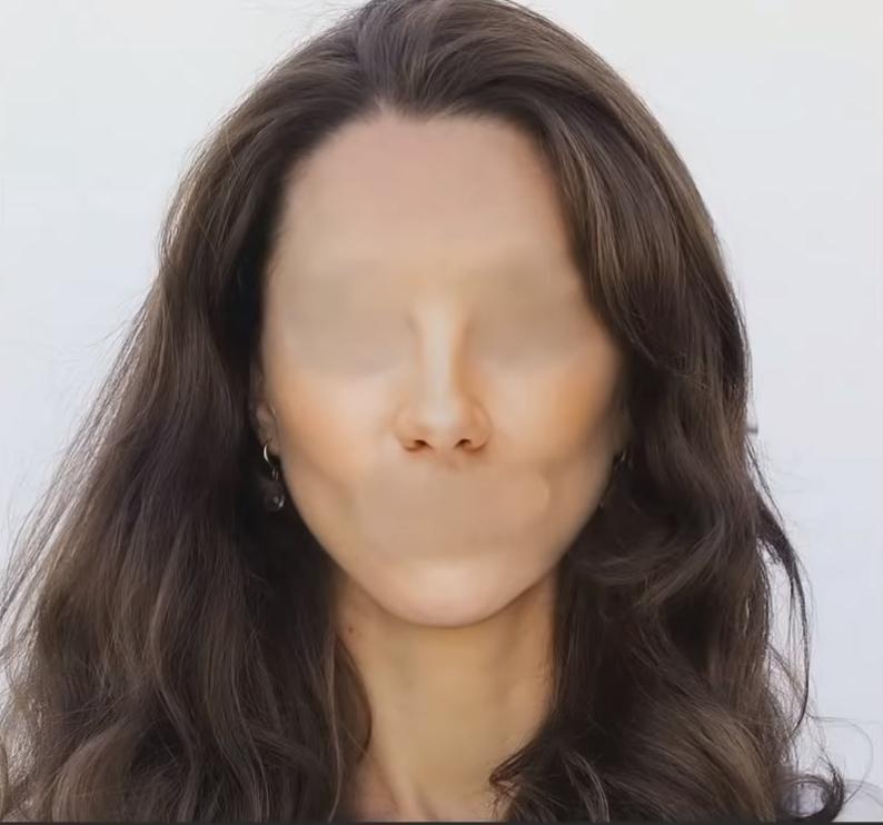 Мастер фотошопа создал образ идеальной женщины (видео)
