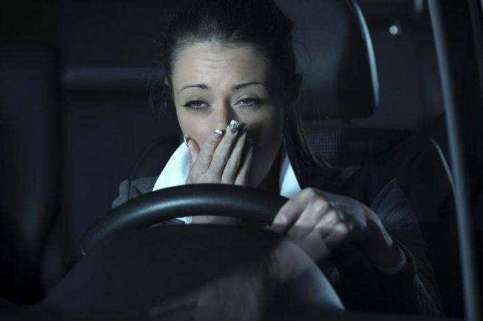 недосыпание авария риск водители автомобили дорожно-транспортное происшествие катастрофа высыпаться сон важно шофер автомобилист легковые автомобили