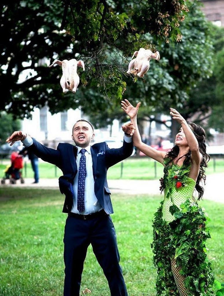 Свадьба по-русски: фотографии, лучше всяких слов характеризующие наше представление о веселье