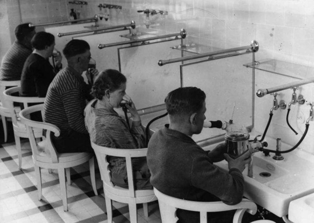 Ванны для улучшения кровообращения, рентгенография и другие медицинские процедуры в 1900-1940 годы (редкие фото)