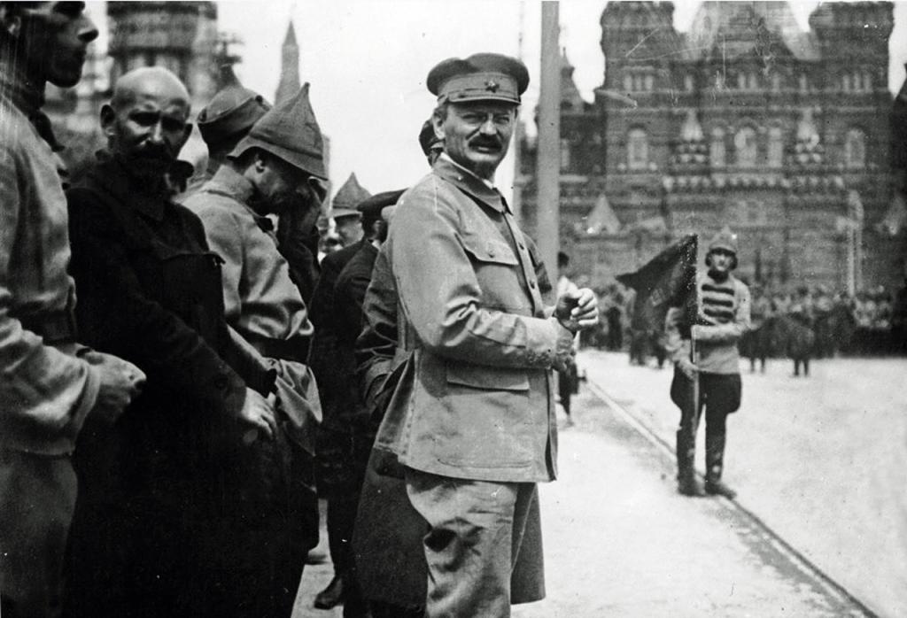 Почему Иосиф Сталин питал неприязнь ко Льву Троцкому