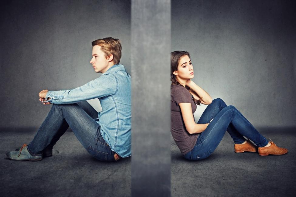 Активность в социальных сетях после разрыва отношений: плюсы и минусы для самочувствия и психического здоровья