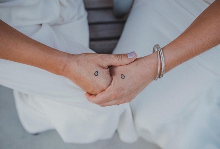 Вместе и навсегда: татуировки для влюбленных как дополнение или альтернатива обручальным кольцам
