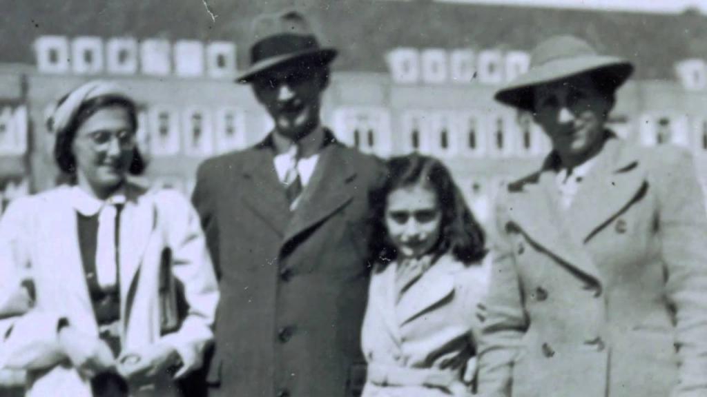 Анна Франк: кто выдал семью нацистам