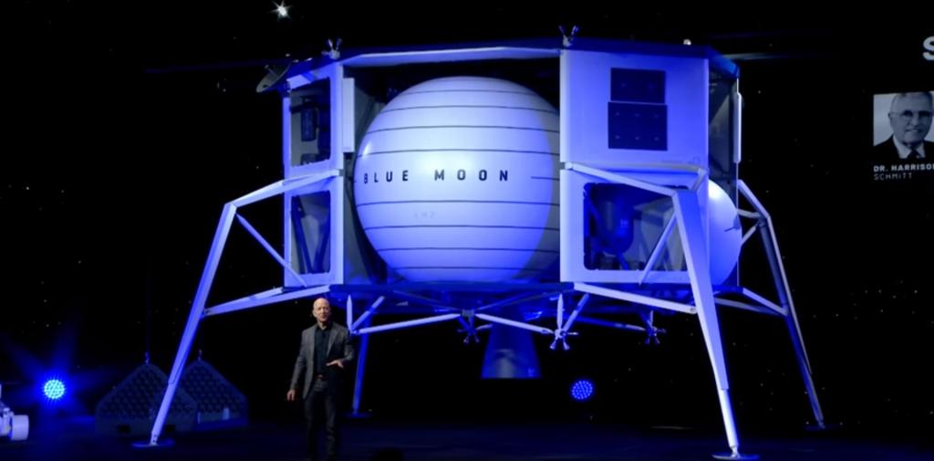 Генеральный директор Amazon Джефф Безос представил новый космический аппарат для полета на Луну