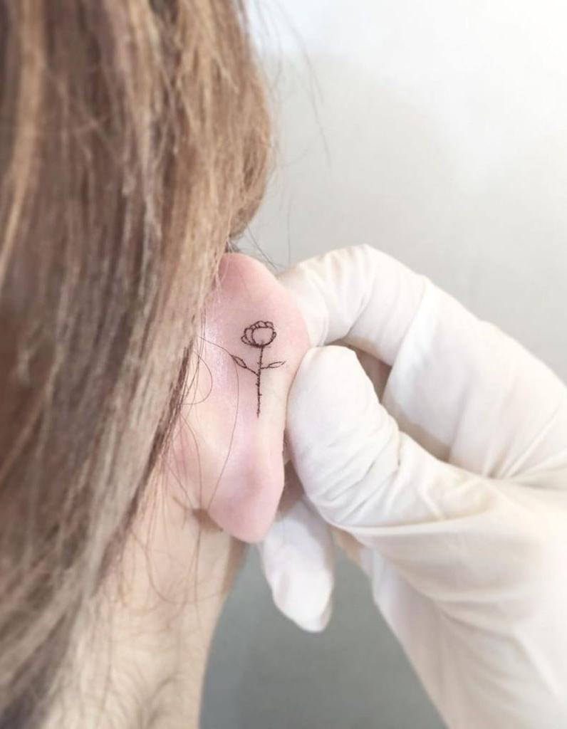 Кардинальное решение: татуировки, которые украсят уши лучше, чем любые сережки