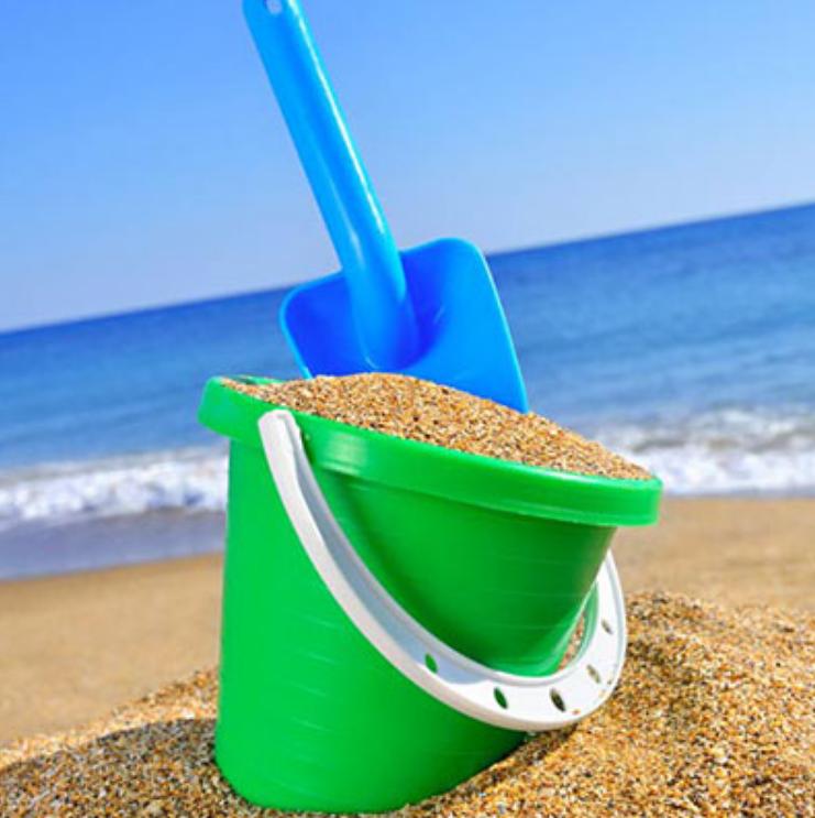Лайфхак: как закрепить пляжный зонтик на песке, чтобы его не сдувало ветром