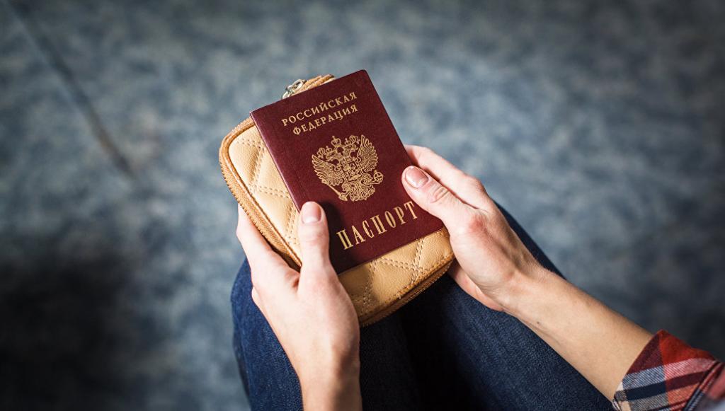 Чтобы не стыдно было показать документы: 7 маленьких хитростей для идеального фото на паспорт