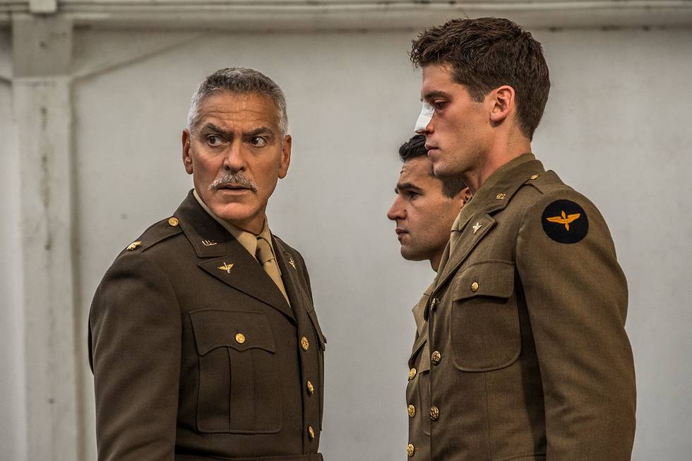 Состоялась мировая премьера нового сериала Джорджа Клуни “Уловка-22”: актер в образе военного