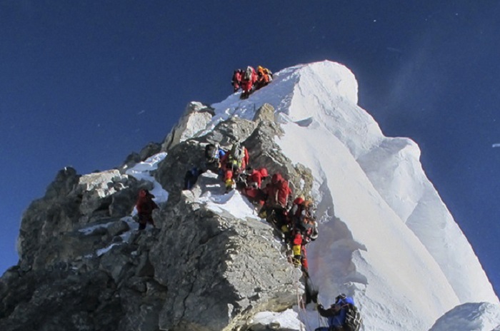 Мифы о горе Эверест, которые создают таинственный образ и подпитывают интерес туристов