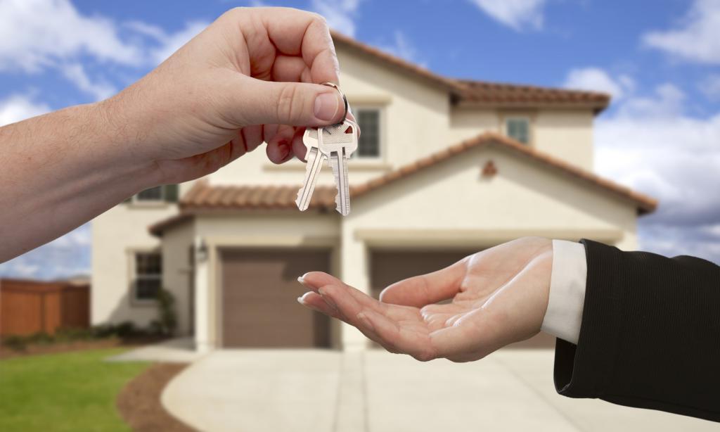 Почему арендаторы и владельцы считают аренду более доступной, чем покупку дома