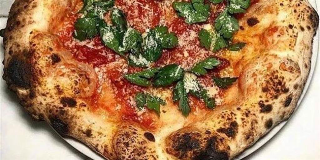 Шеф-повар из Нью-Йорка рассказал, как за 20 минут приготовить ресторанную пиццу "Неаполитана"