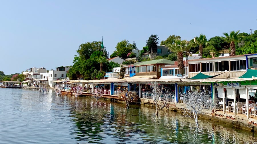 Чистейшая вода и невероятные пейзажи: Бирюзовое побережье в Турции станет новой "горячей точкой" для туристов