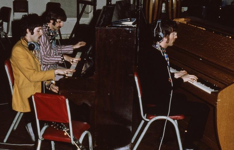 Джон, Пол, Ринго или Джордж: кто из них был лучшим пианистом легендарной группы "Битлз"