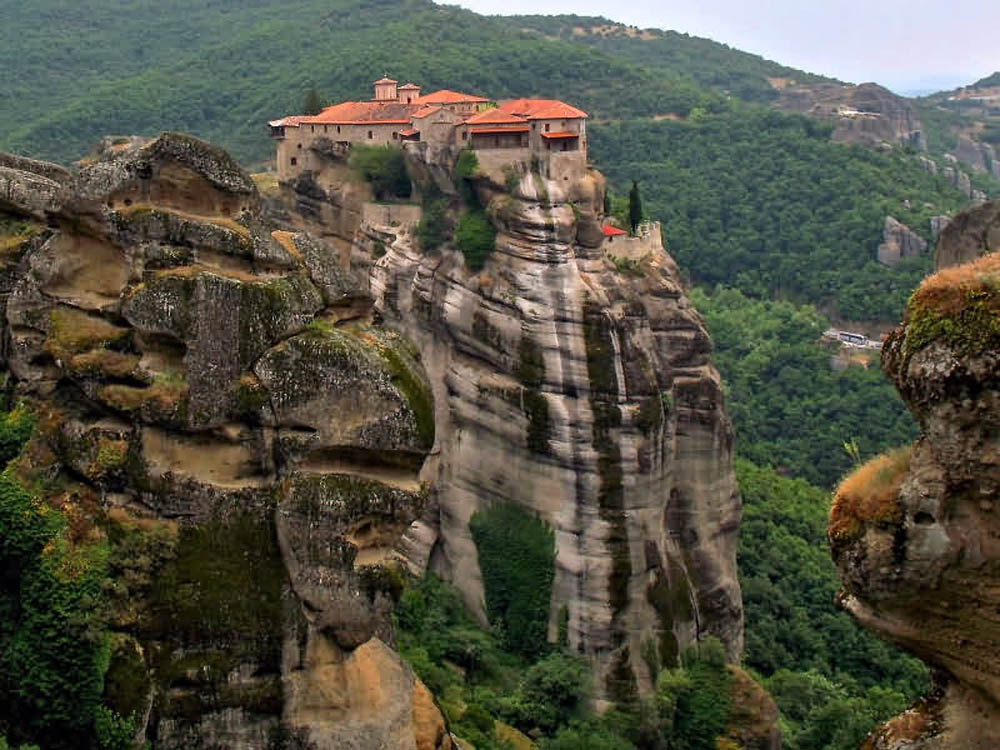 Монастырь в Греции