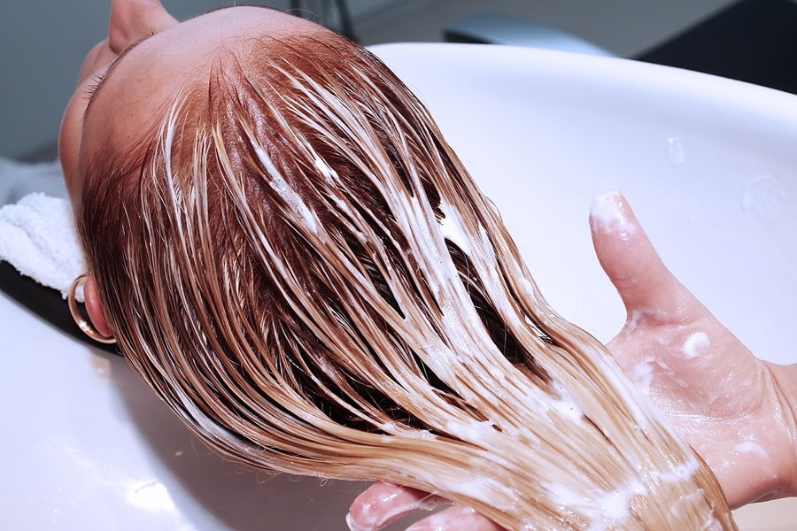 Масло эвкалипта для волос. 4 эффективных домашних рецепта масок для лечения и укрепления волос