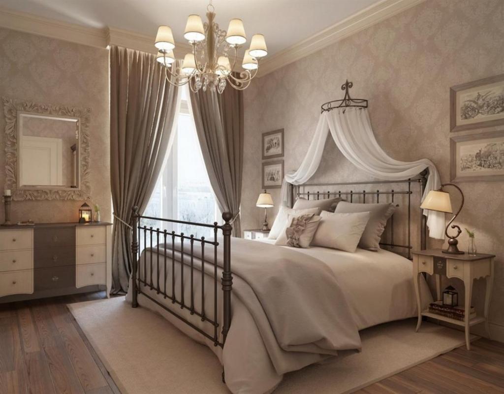 Спальня, оформленная в классическом дизайне