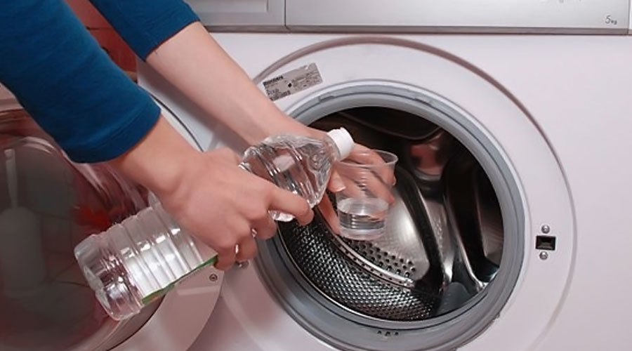 Как избавиться от запаха в стиральной машинке: способы и рекомендации