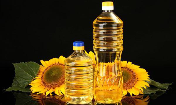 Подсолнечное масло для лица: способы применения, полезные свойства и отзывы