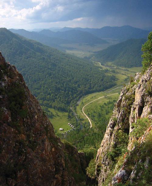 денисова пещера археологический памятник горного алтая 