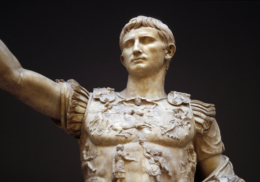 Правитель Рима Август