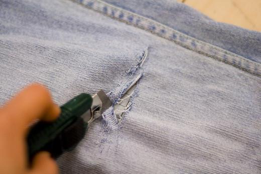 как порезать джинсы