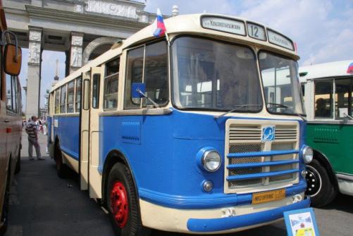 ЗИЛ-158 - автобус городского типа советского периода