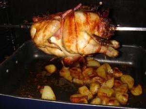 курица на гриле в духовке на вертеле