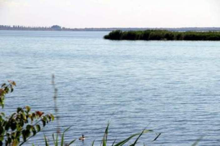 Озеро Маныч-Гудило