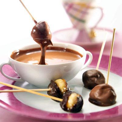 конфеты чернослив в шоколаде с миндалем